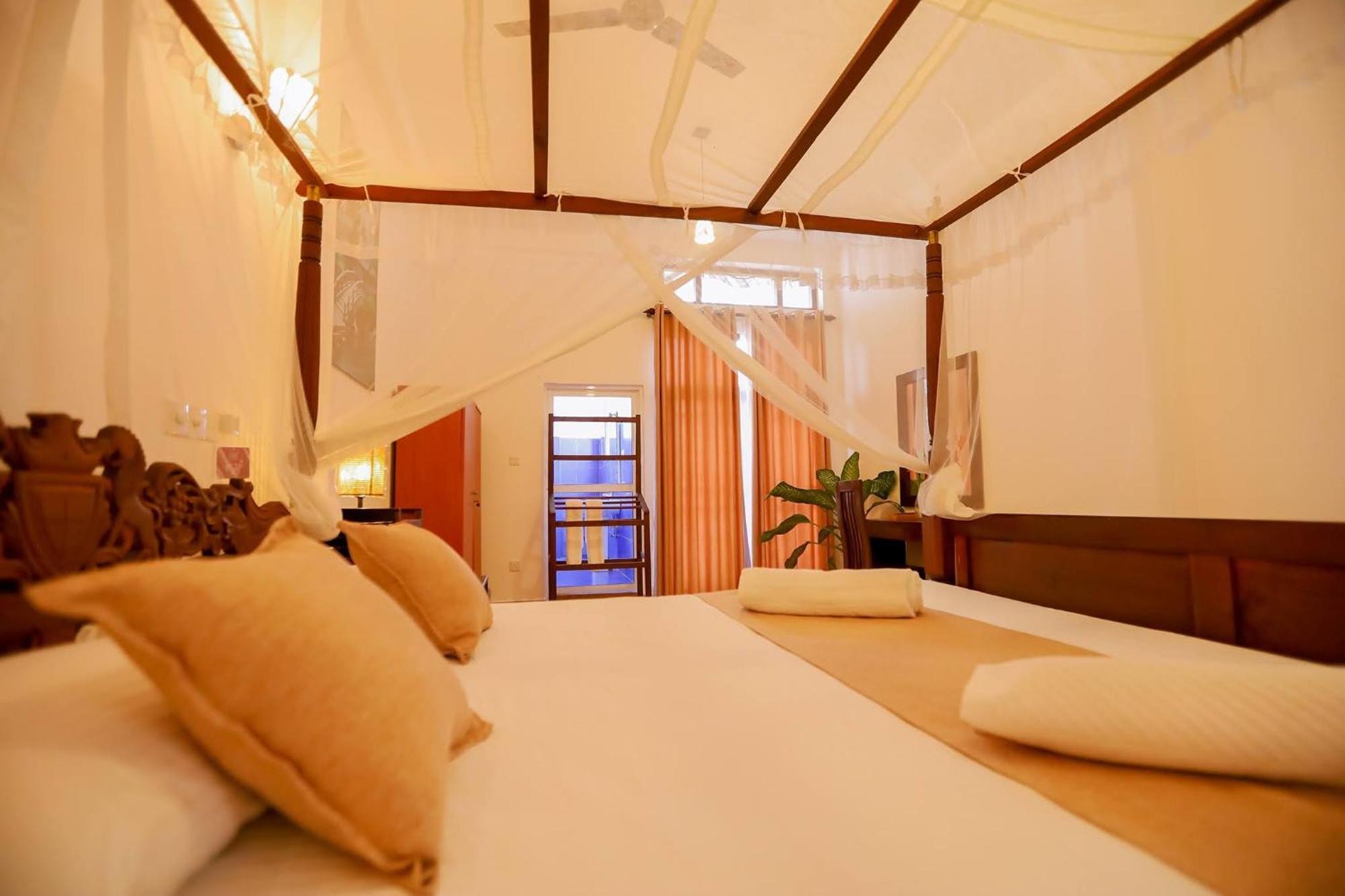 Nibbana Mirissa Hotel Esterno foto
